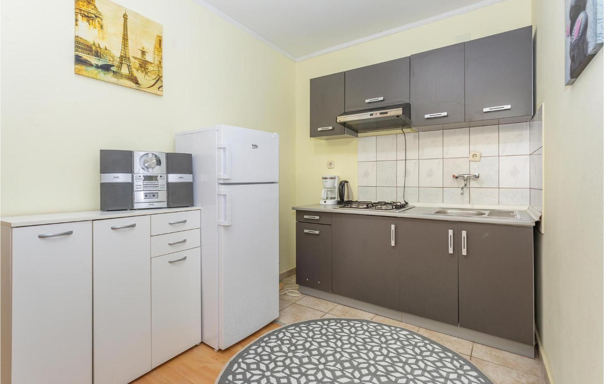 Awesome Apartment In Stara Baska 1 With Kitchen Экстерьер фото